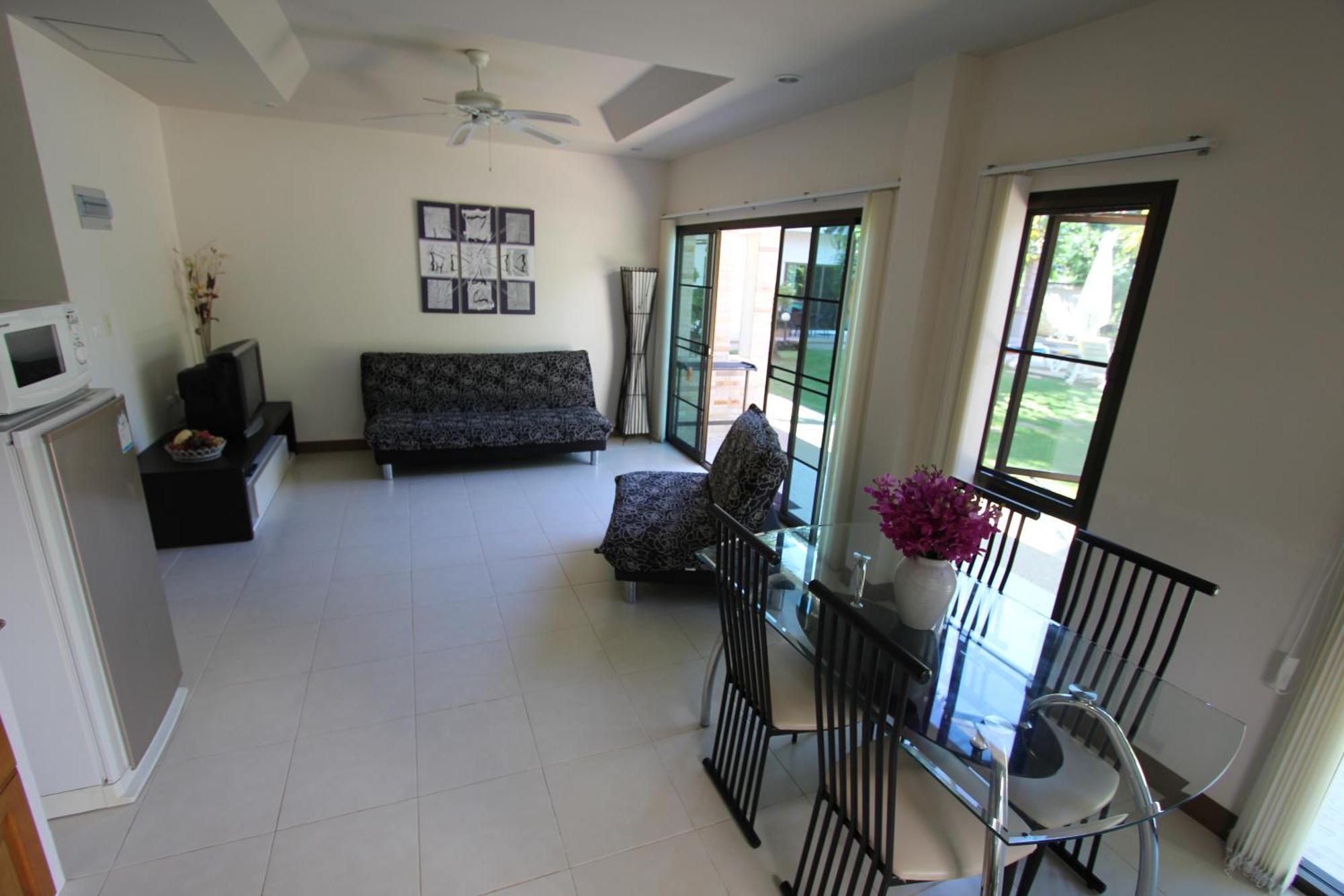 Babylon Pool Villas Nai Harn Kamer foto