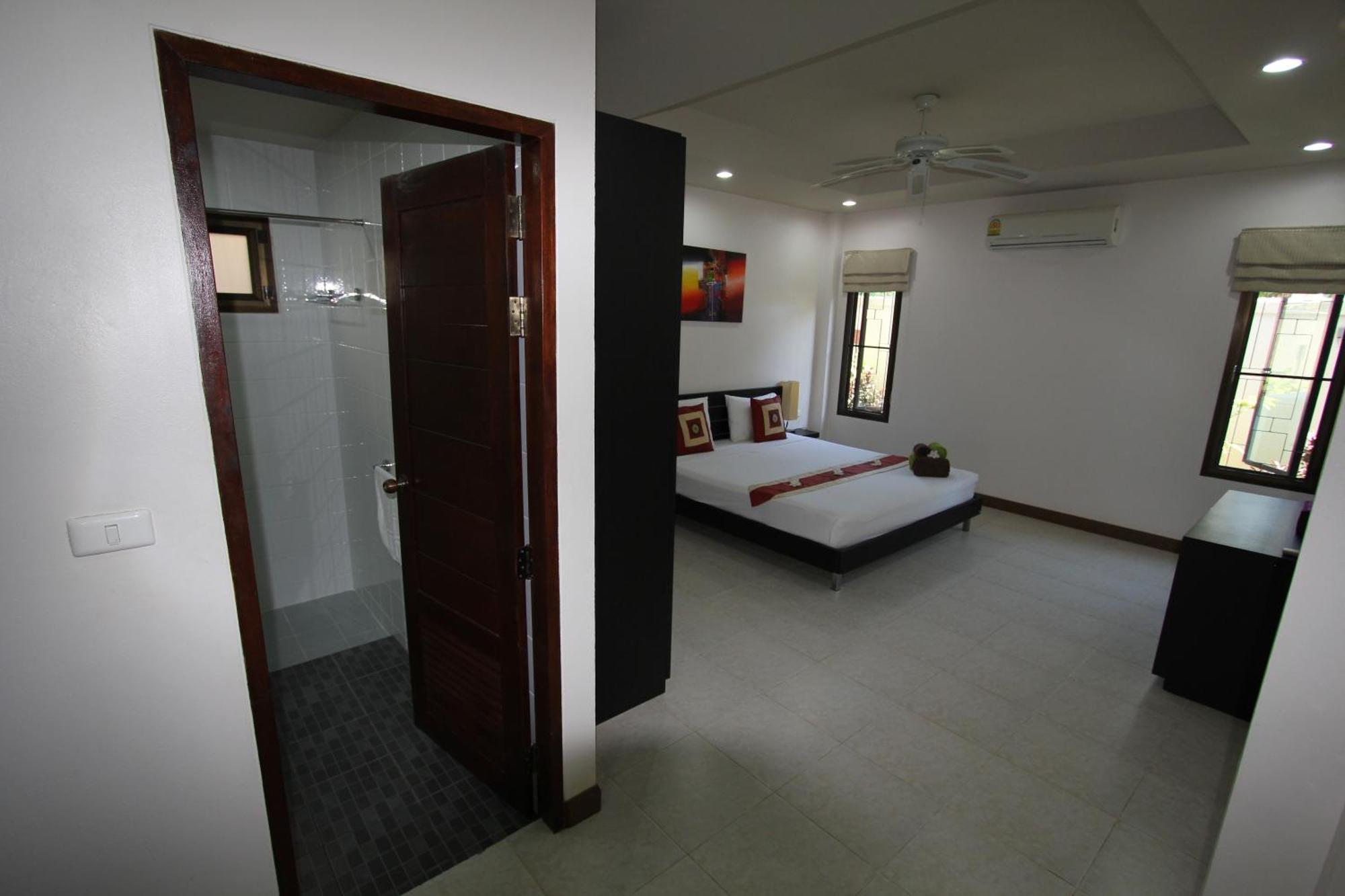Babylon Pool Villas Nai Harn Kamer foto